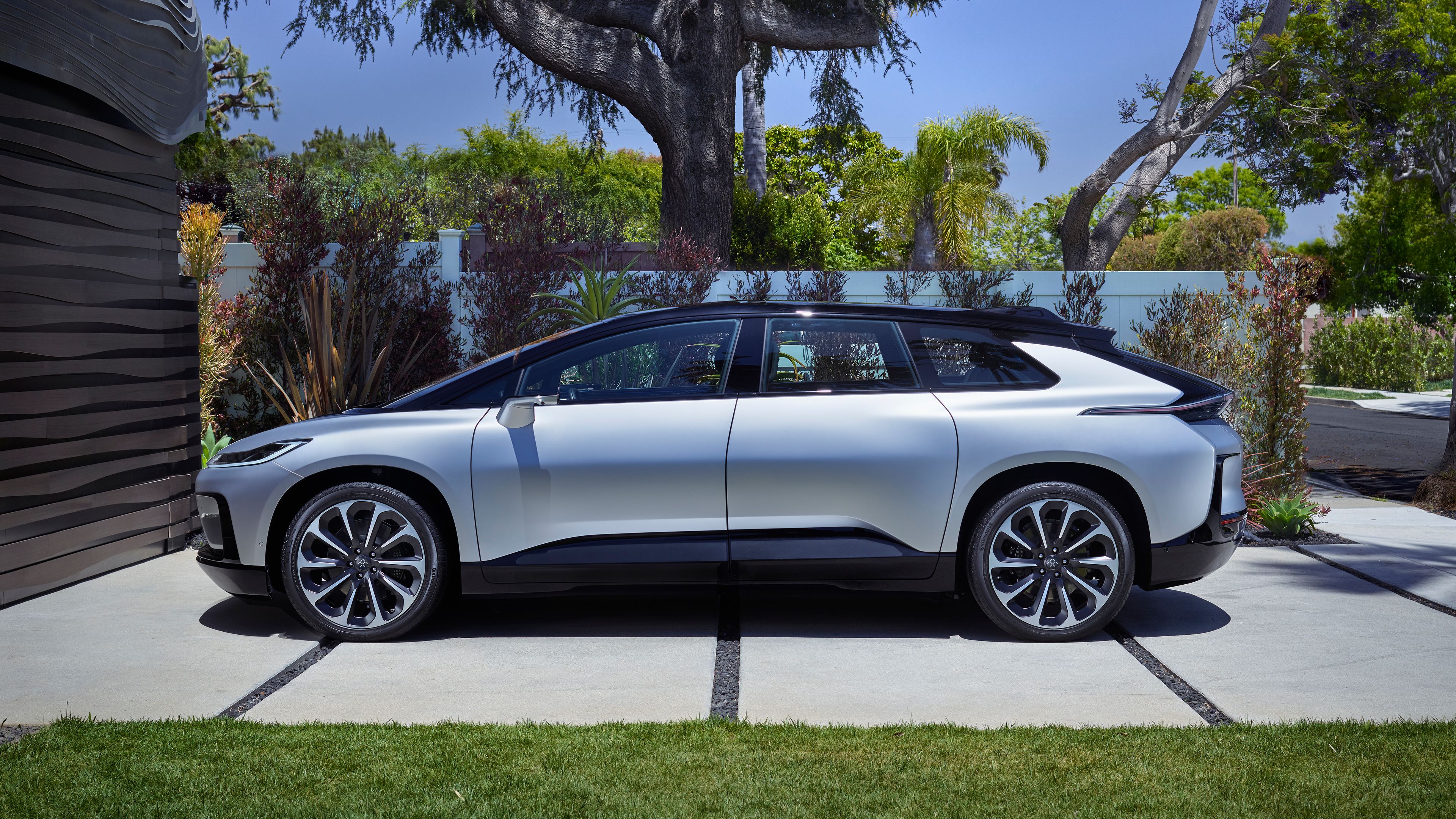 ff91 vehicle in venice